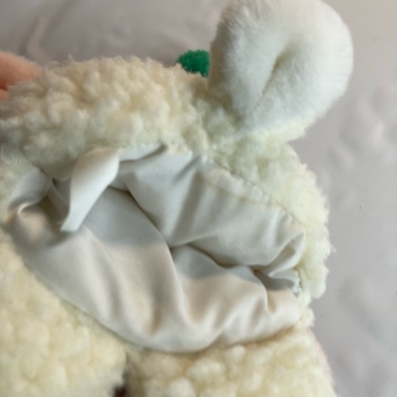 Vintage 1988 Lamb Chop Puppet Christmas 1988 Plush Hand Puppet Shari Lewis - Picture 2 of 2